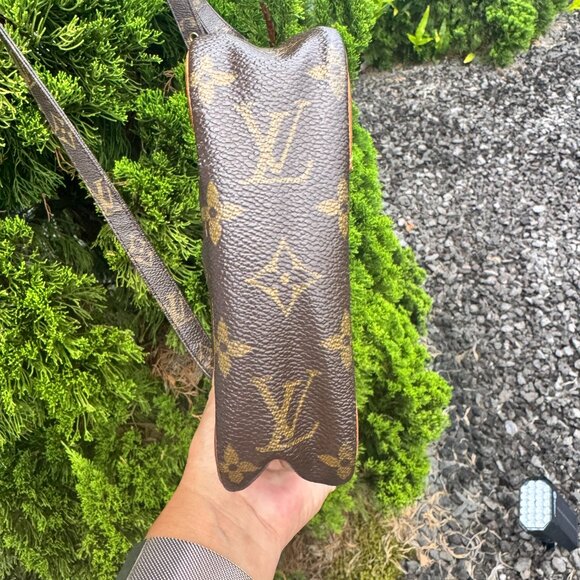 Louis Vuitton Monogram Canvas Amazone Crossbody Bag - Picture 12 of 17